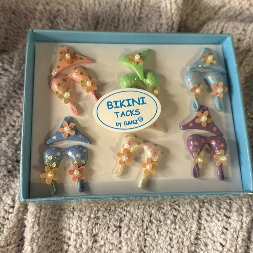 NIP BIKINI Novelty Tacks